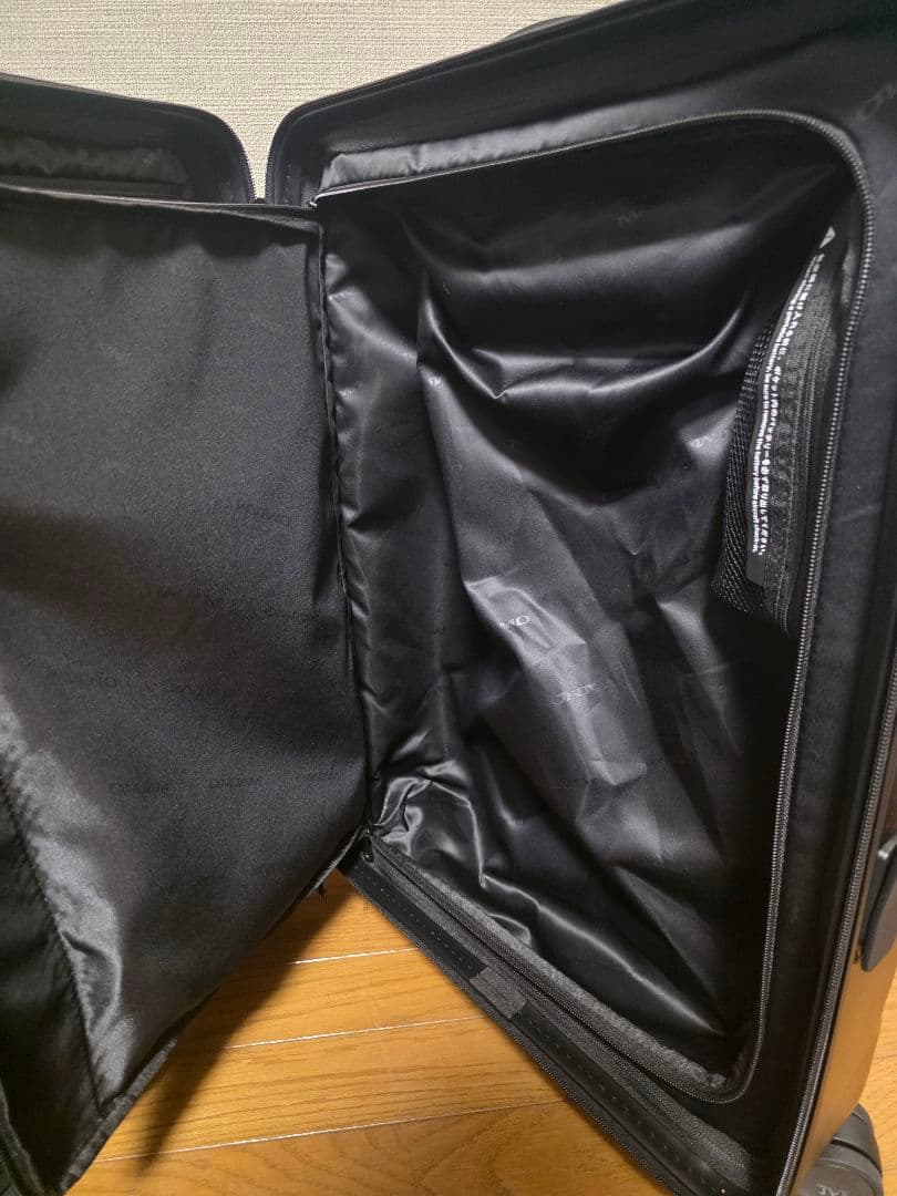 新品/未使用　美品　MAIMO キャリーケース　(HACOBO)黒 Mサイズ