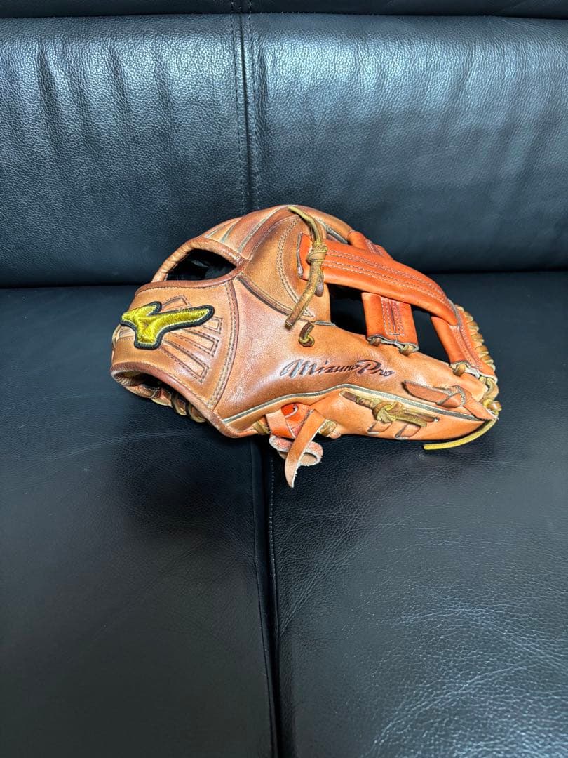 C*n様 ミズノプロ硬式内野手用グラブ