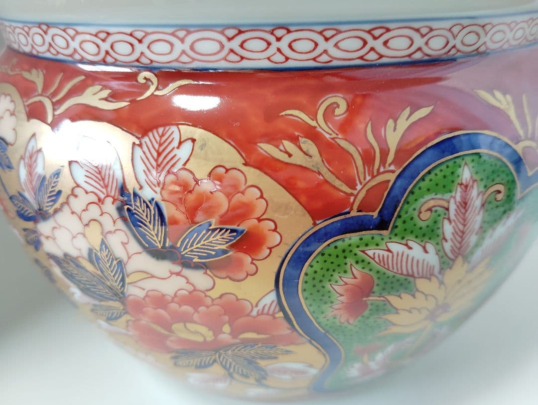 有田焼　賞美堂　日肥其泉　昭和年製　極錦金彩古伊万里　多用壺