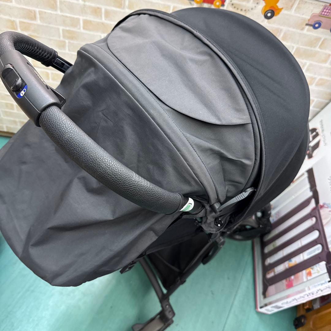 ピジョン　ビングル　BB4 軽量バギー　コンパクト　生後7ヶ月から