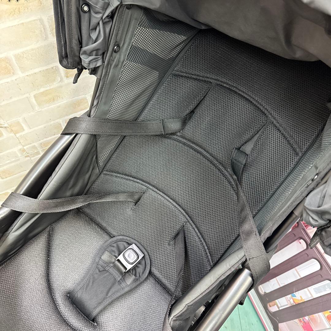 ピジョン　ビングル　BB4 軽量バギー　コンパクト　生後7ヶ月から