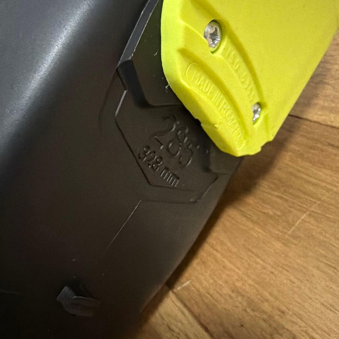 【ほぼ未使用】Rossignol ロシニョールEvo70 28.5cm②