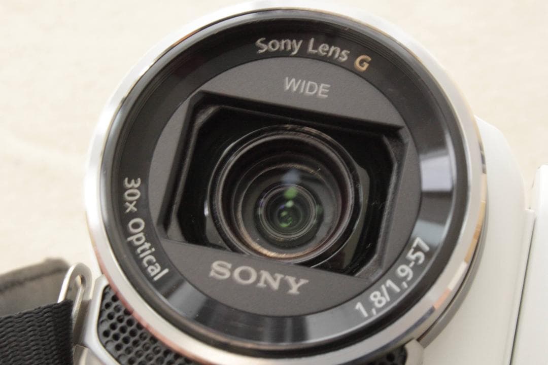 ルラリ！美品！SONY HDR-PJ540　ビデオカメラ