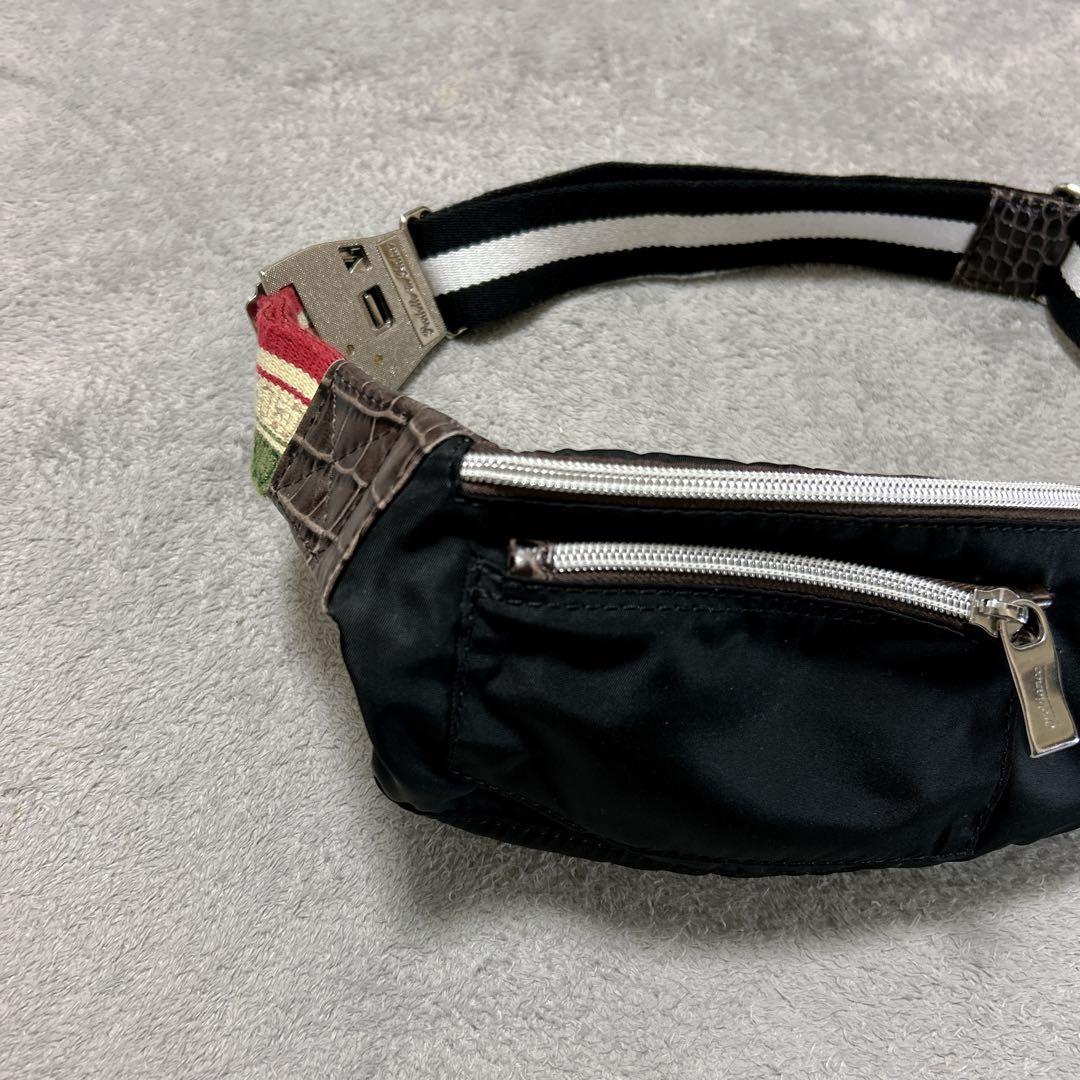 オロビアンコOrobiancoナイロン ボディバッグ 黒ブラックウエストポーチ