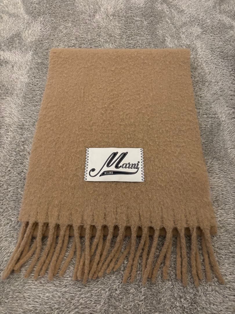 Marni ベージュ マフラー