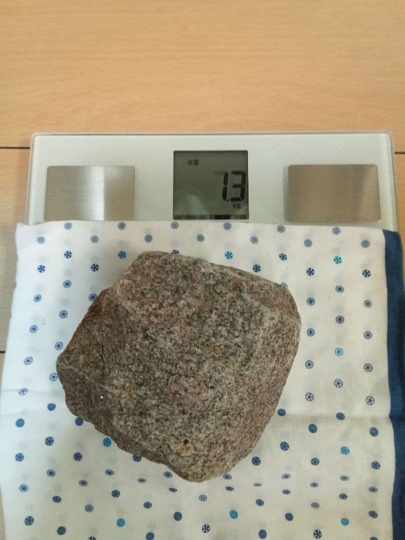 高純度天然ラジウム鉱石（0.5〜1.0μSv/h北投石原石 16.6㎏ 10個