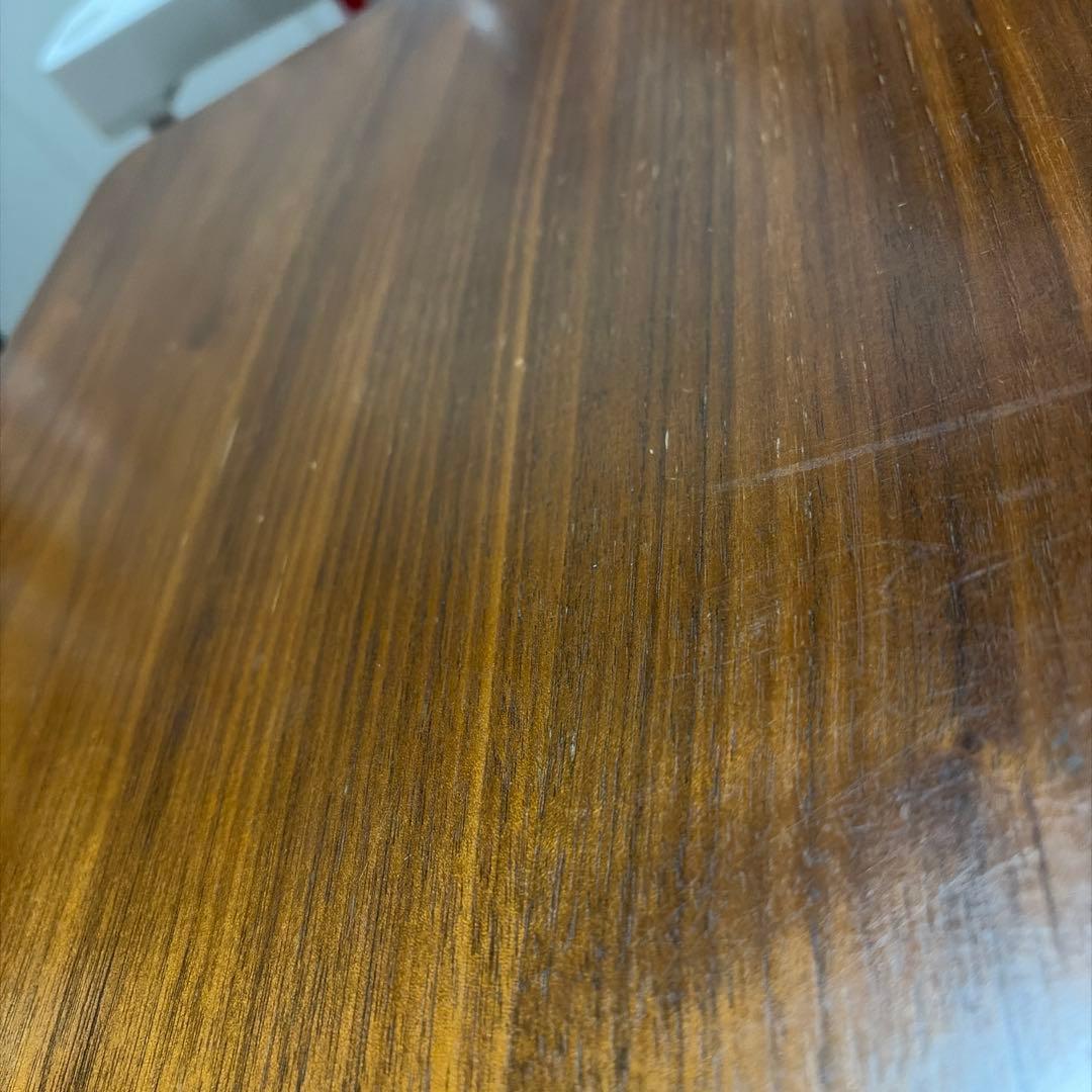 【たのメル便】ニトリ　ブラウンの正方形ダイニングテーブル