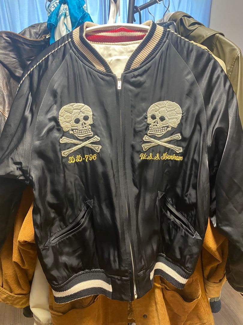 トイズマッコイリバーシブルスカジャン