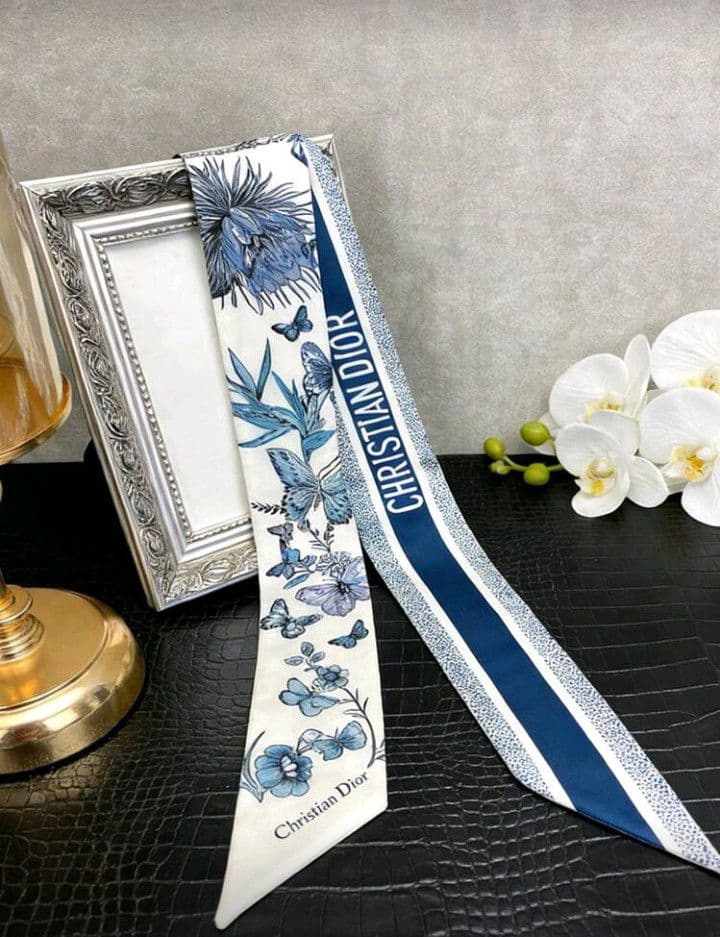 Dior ノベルティ ミッツァ スカーフ ディオール ピンク 蝶々