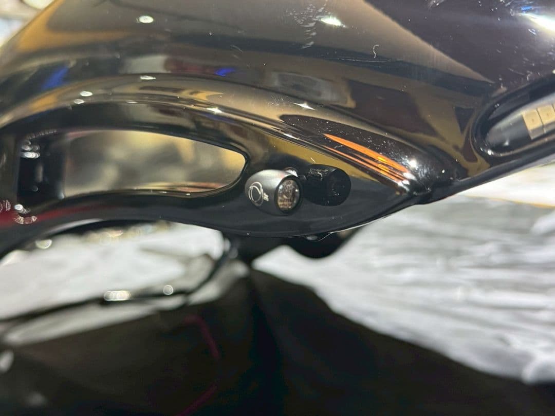 美品ブレイクアウト トライジャ 製 Sシート+Sフェンダ-+ケラーマンウインカー