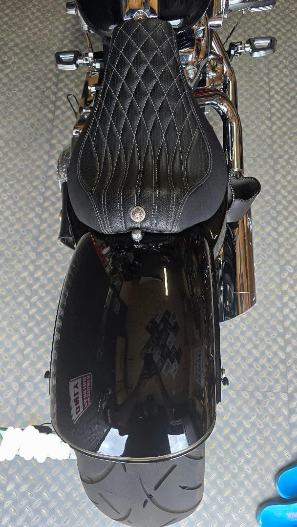 美品ブレイクアウト トライジャ 製 Sシート+Sフェンダ-+ケラーマンウインカー