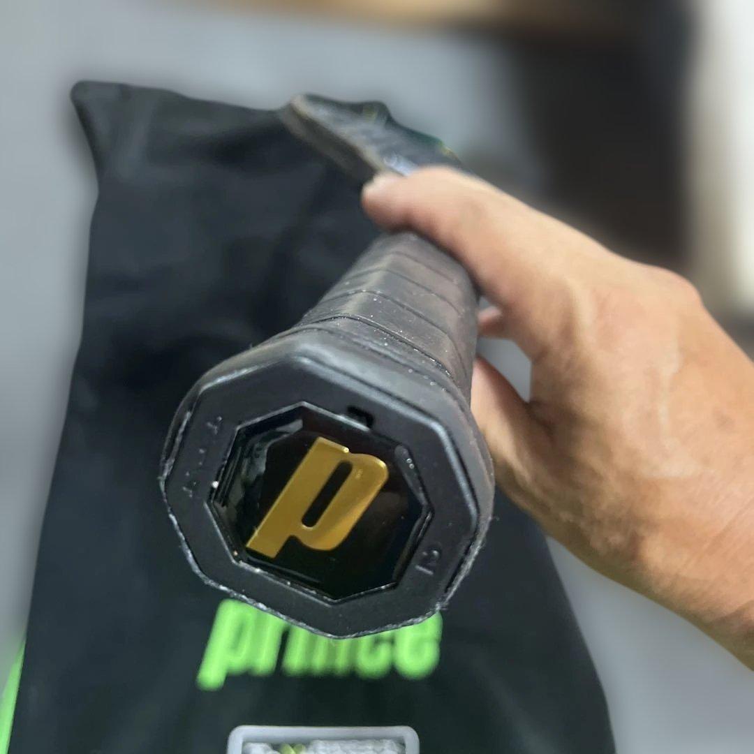 プリンス　ファントムグラファイト107 グリップ2