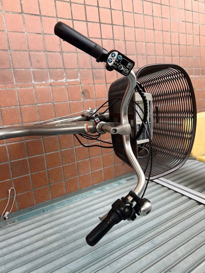 大阪市内配達無料ヤマハ電動アシスト自転車バッテリー8.9Ah シルバー