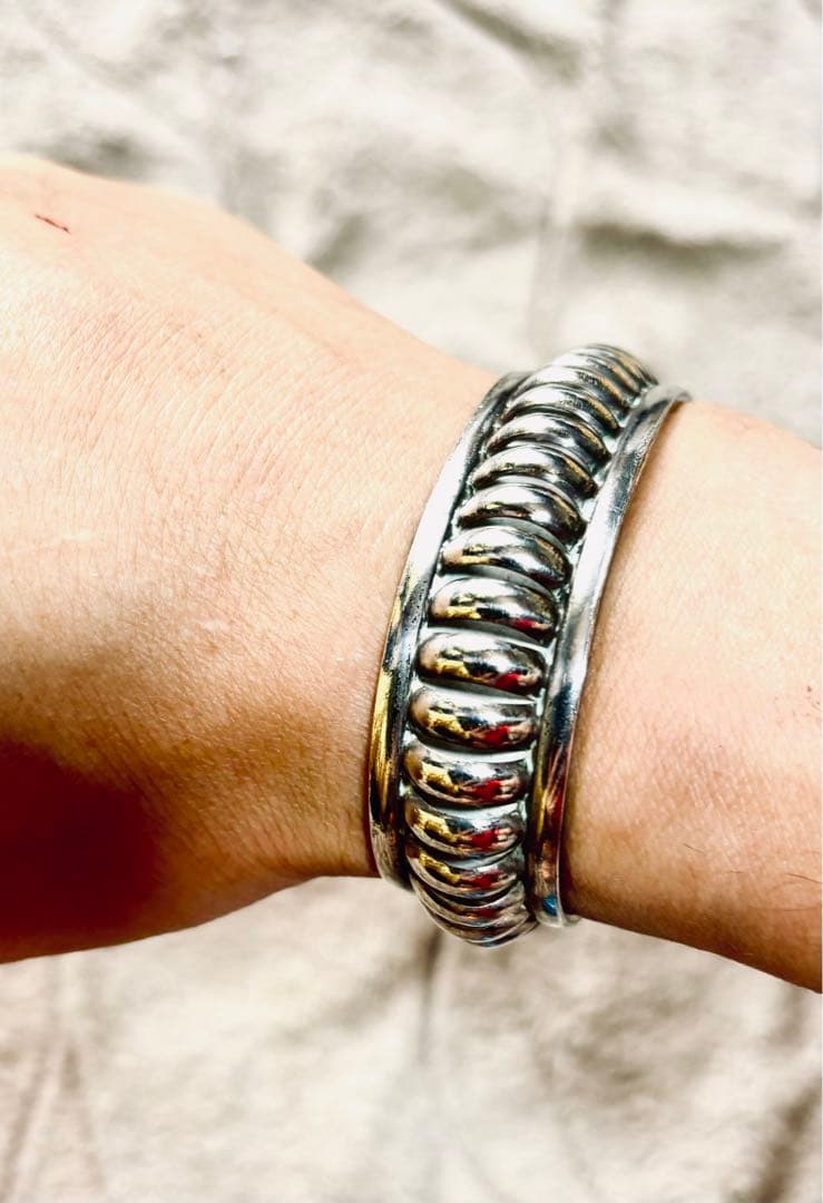 ☆年末特価☆激レアシルバー emmaリブデザイン バングル