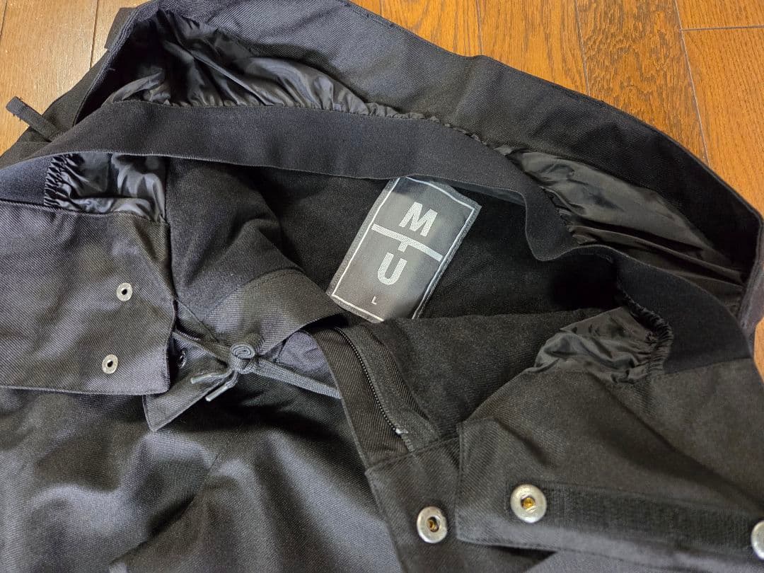 スノーボードウェア上下　MTU67 新品未使 Lサイズ
