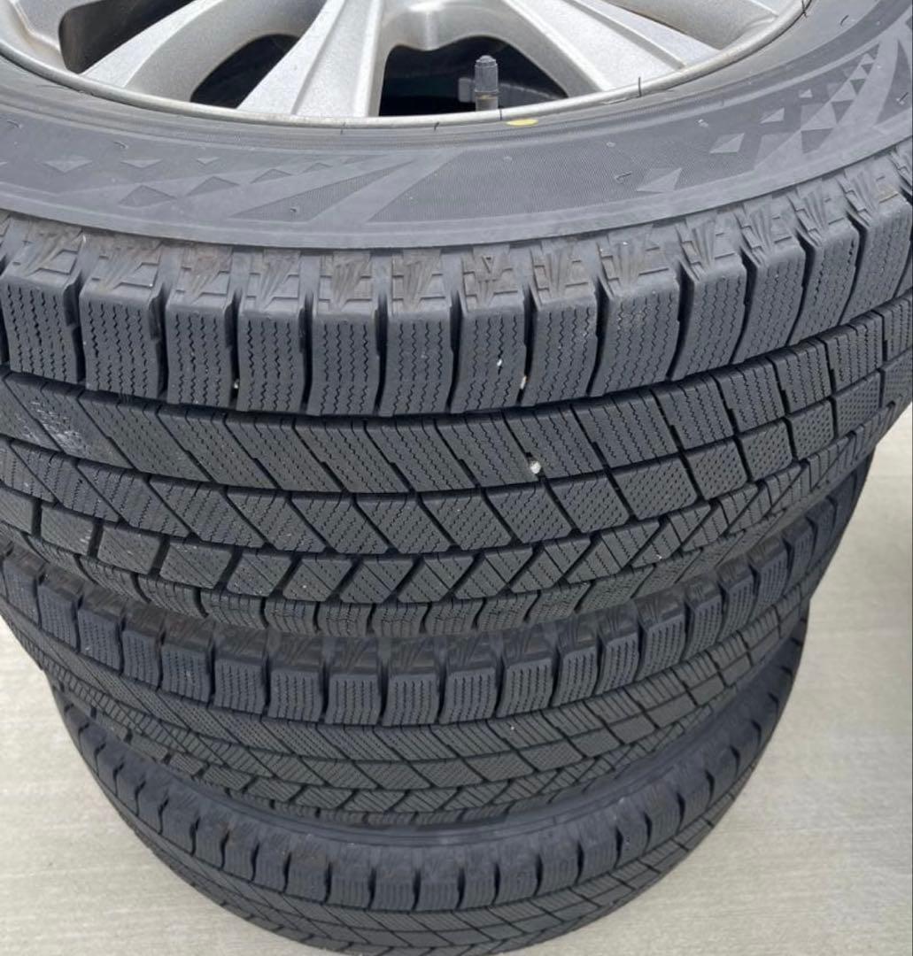 ブリヂストン　スタッドレスタイヤ　ホイール付き　VRX3 225/65R17