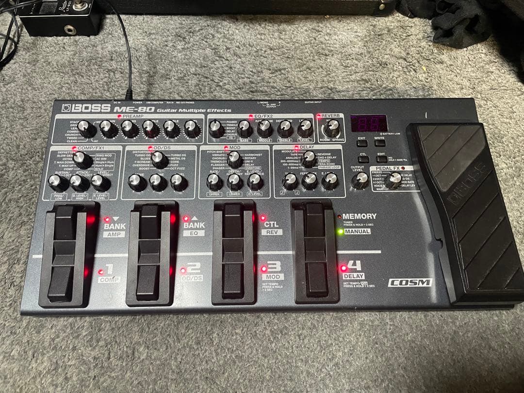 BOSS ME-80 マルチエフェクター