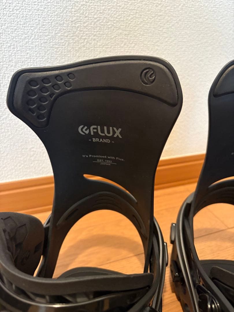 1*3様 フラックスDS ビンディング　Mサイズ　【美品】　箱付き