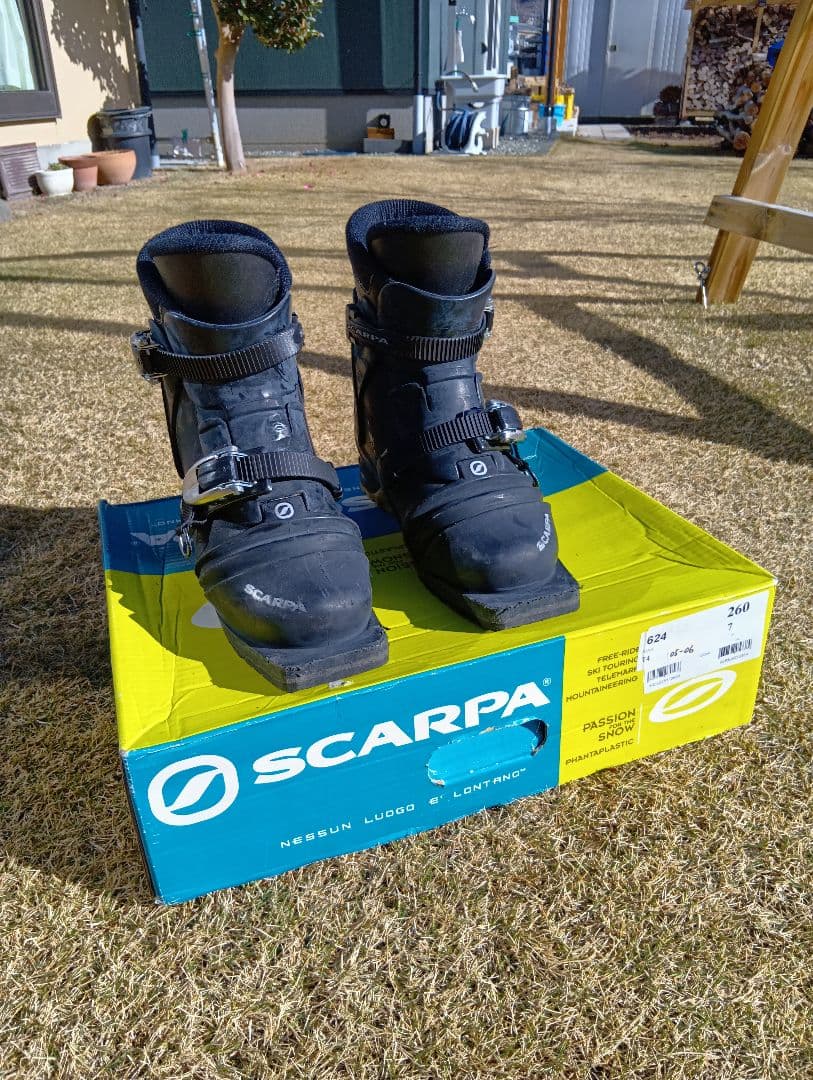 スカルパテレマークブーツT4