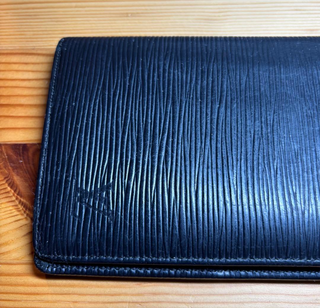 ルイヴィトン エピ ポルトフォイユ・ブラザ ノワール ブラック　長財布