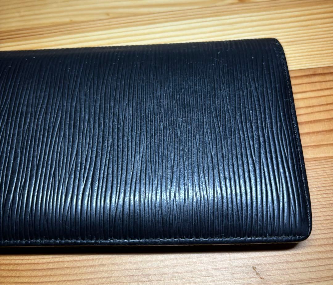 ルイヴィトン エピ ポルトフォイユ・ブラザ ノワール ブラック　長財布