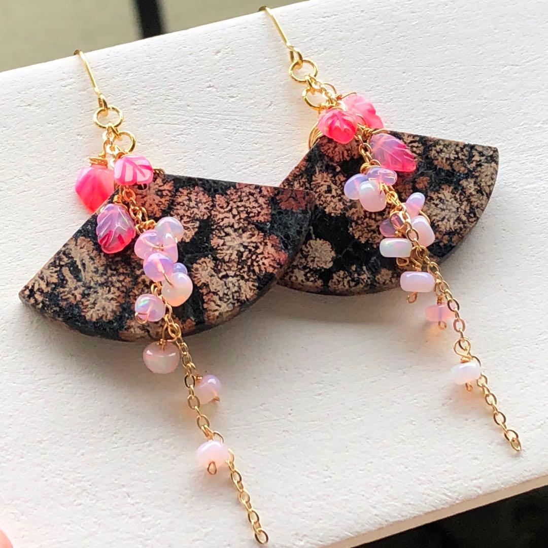 天然石♡レア♡桜舞散るレッドスノーフレークオブシディアンのピアス14kgf