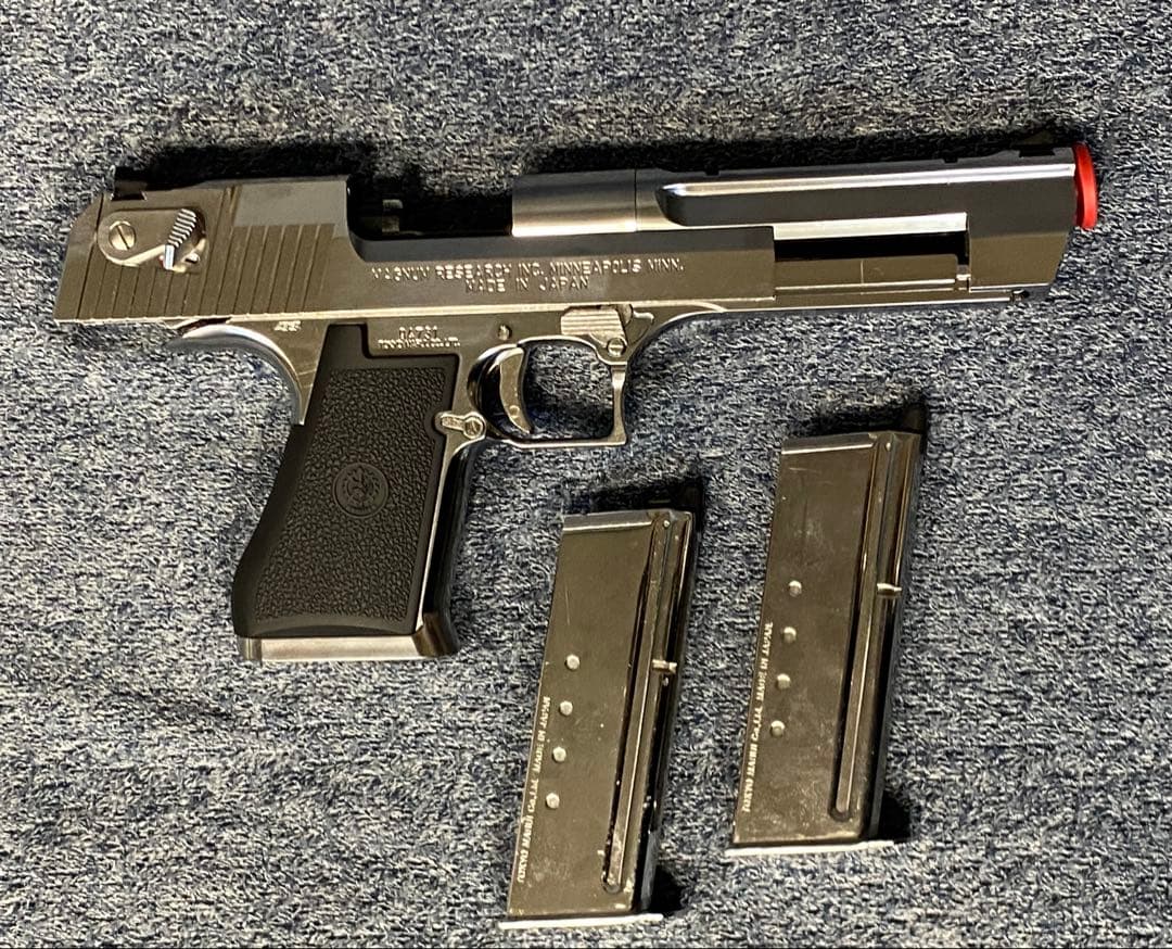 東京マルイ デザートイーグル.50AE クロームステンレス ガスブロ ＋予備マグ