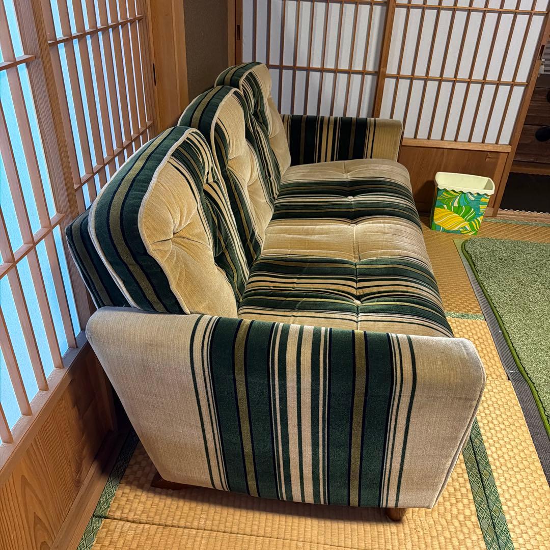 オールドカリモクソファ