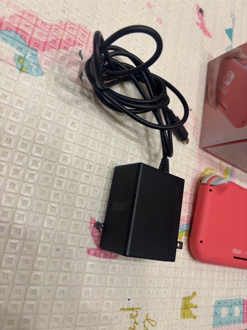 美品Nintendo Switch Lite ピンク　箱あり初期化済み値下げ不可