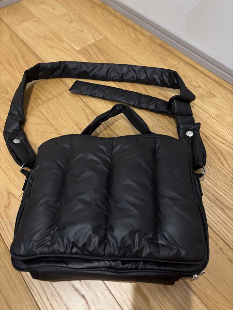 calin マザーズバッグ　ショルダーバッグ　ブラック　マジックテープ式