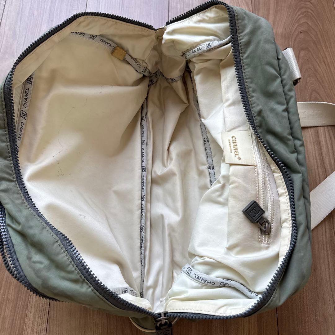CHANEL シャネル　ボストンバッグ　カーキ