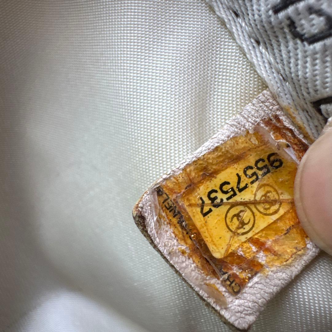 CHANEL シャネル　ボストンバッグ　カーキ