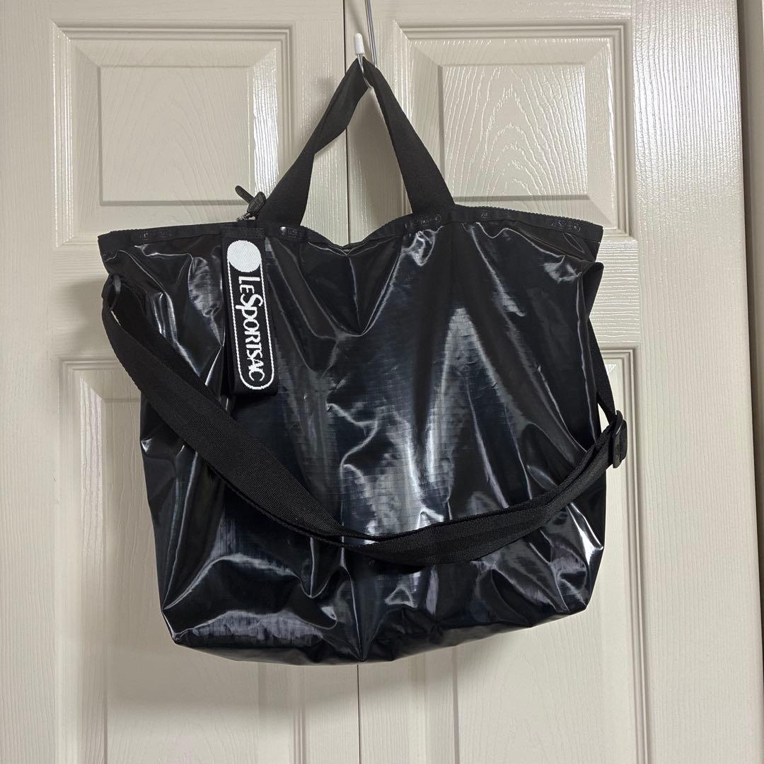 大人気！ひとりっぷ+=LeSportsac ブラックトートバッグ
