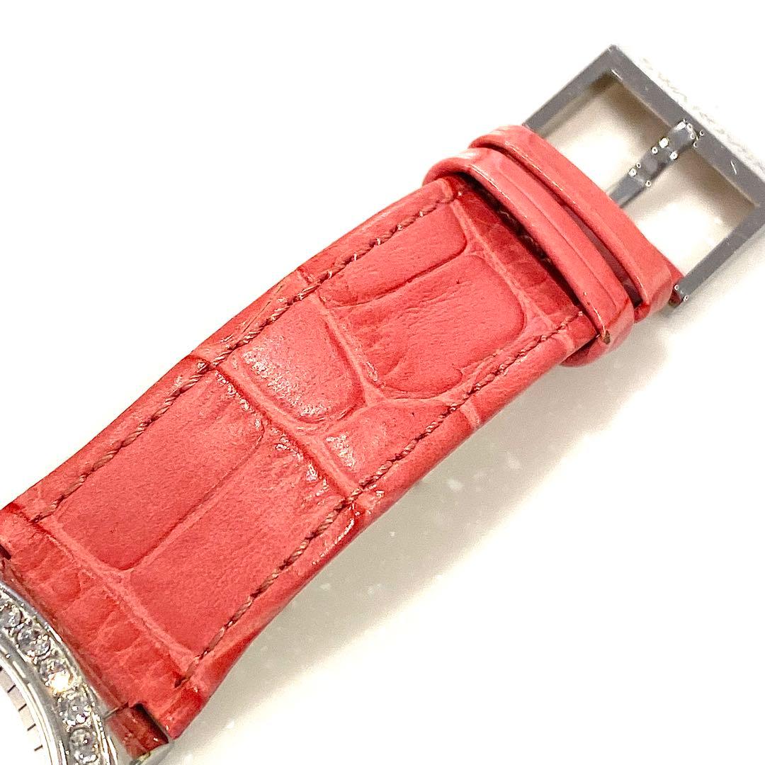 ピンクの猫。SWAROVSKI スワロフキー　腕時計