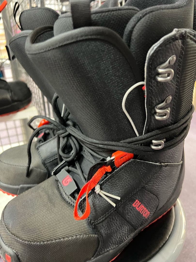 Burton バートン　スノーボードブーツ　新品