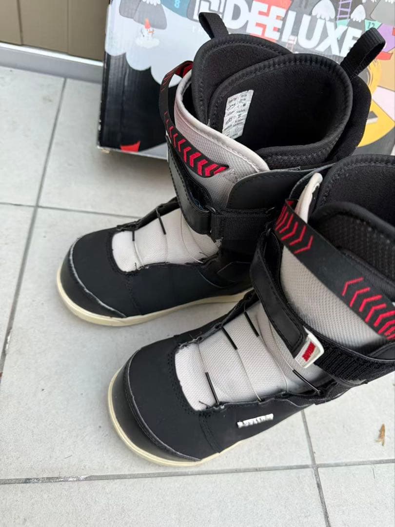 DEELUXE 子ども用スノーボードブーツ　22.5cm