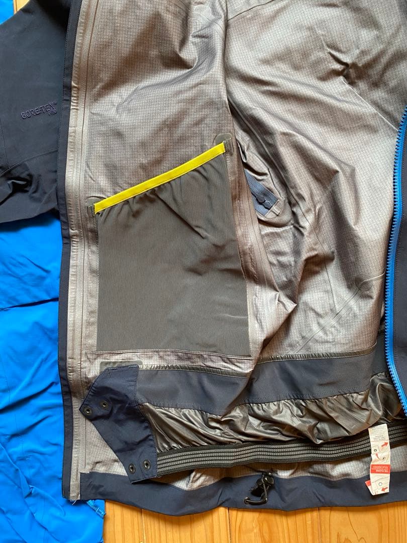 Arc'teryx アークテリクス ジャケットM/ビブパンツS 上下セット