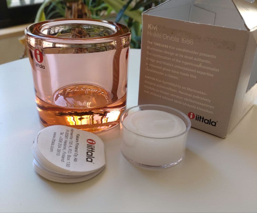 　kivi サーモンピンク