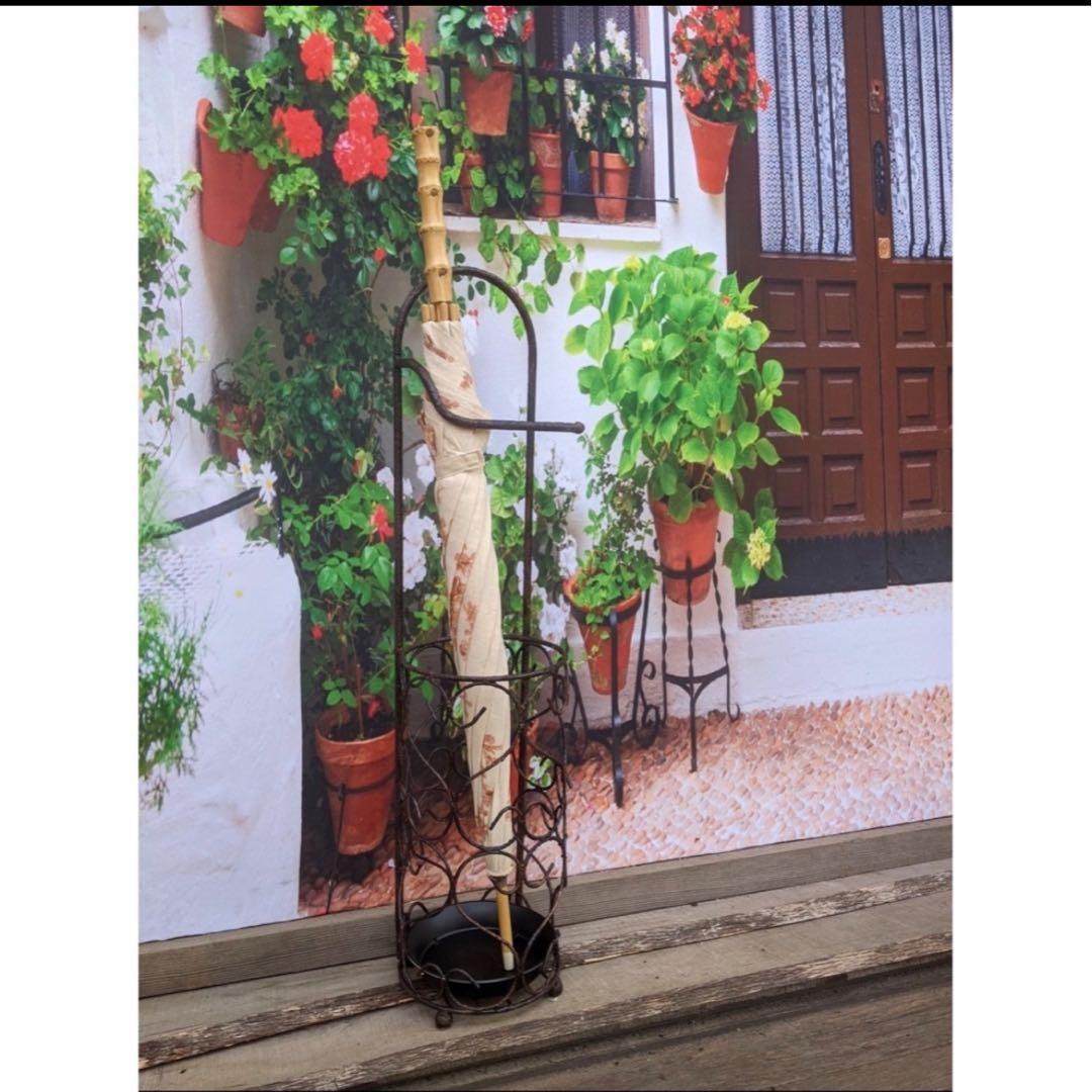 アンティークな部屋 / 小振りな アンブレラスタンド/ （アンティーク ブラウン