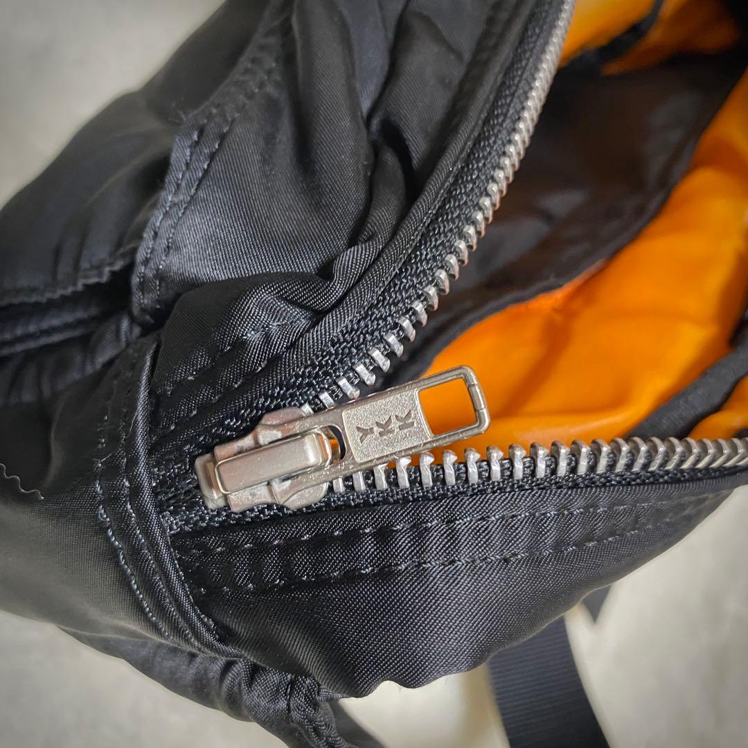 【極美品】 PORTER TANKERタンカー ボディバッグ コブラバックル