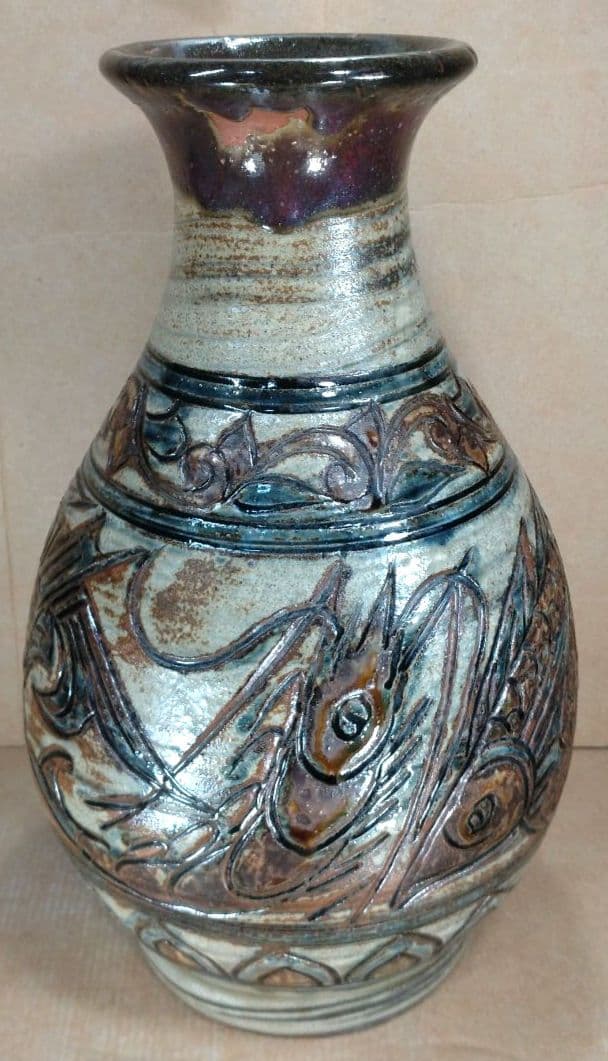 【本物保証】金城次郎 壷屋焼 海老魚紋壷(海老2魚2）共箱 人間国宝 ｈ31㎝