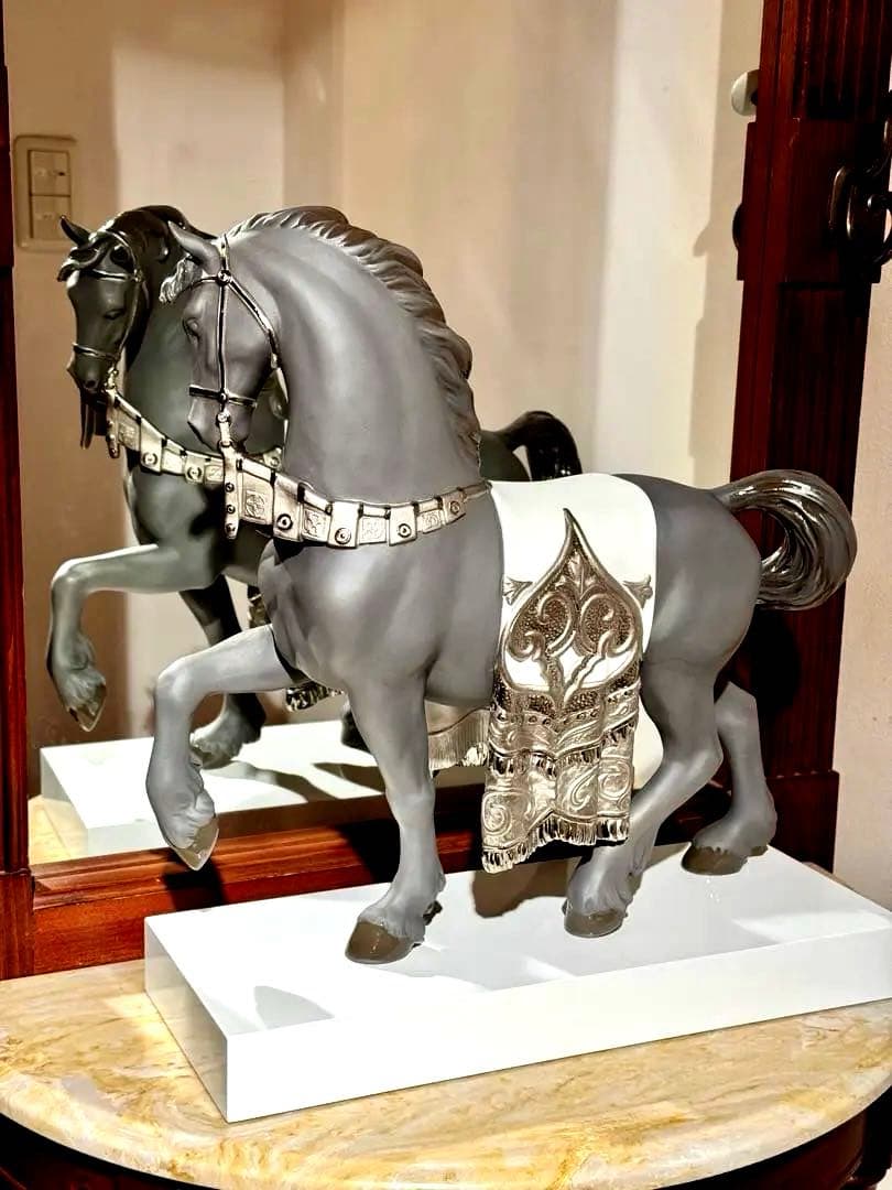 【極美品46.2万円】リヤドロ 威風堂々 リデコ シルバー　LLADRO