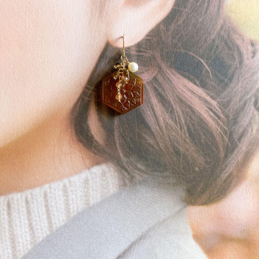 うみ◆ヘキサゴンフラワーカービング・カーネリアン×スキャポライト×あこや