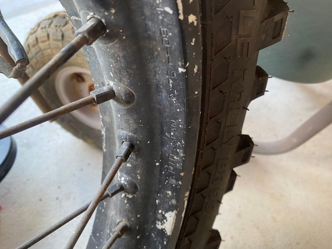 KLX250 前後ホイールセット　タイヤ山あり