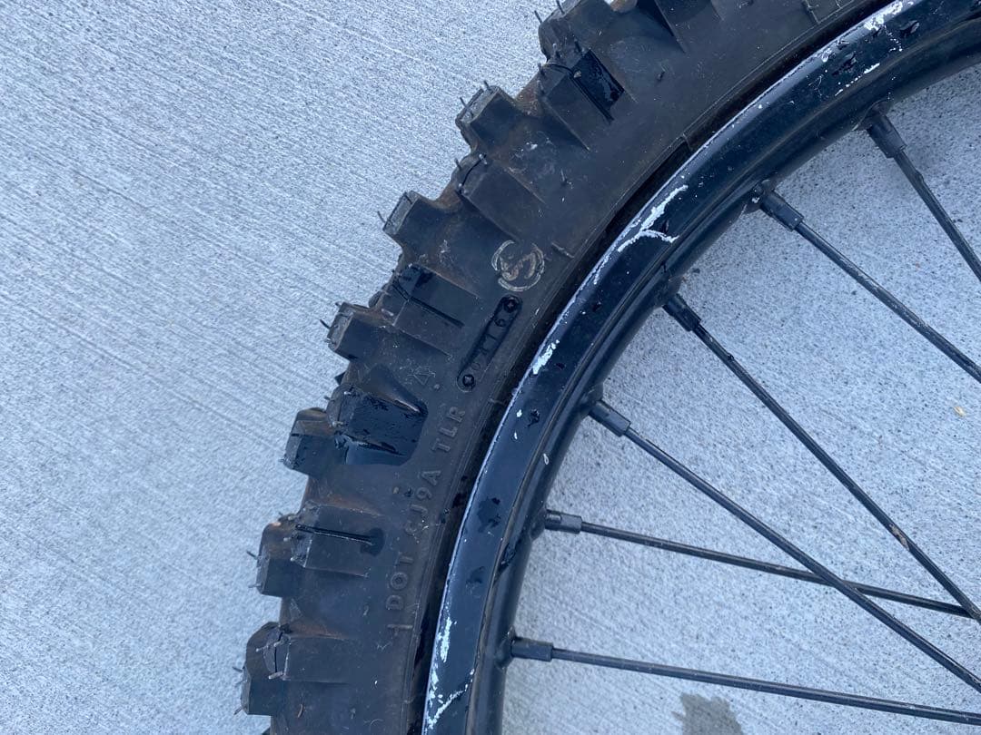 KLX250 前後ホイールセット　タイヤ山あり