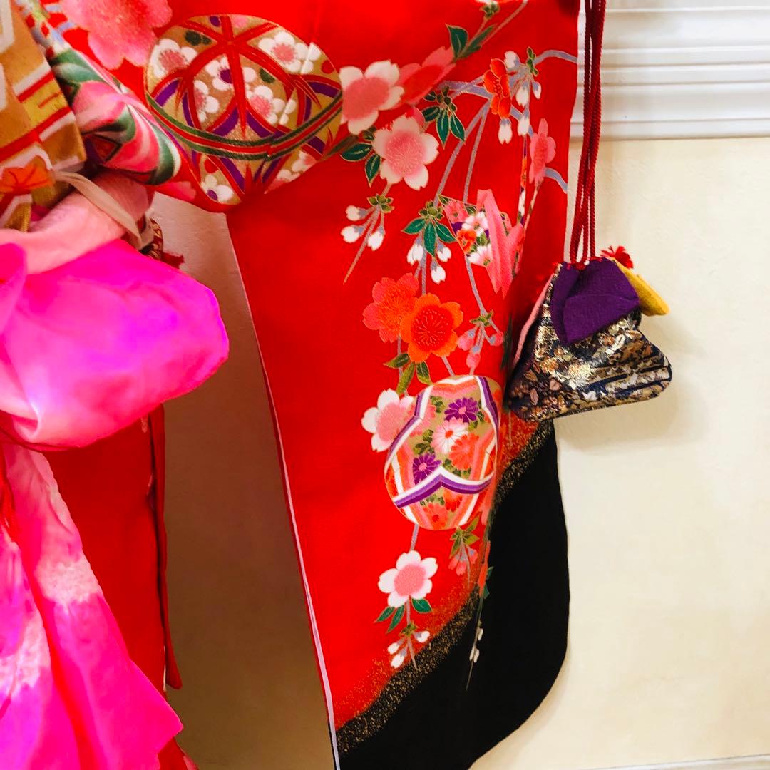 正絹七五三 女子着物 7歳‼️赤地可愛い手毬柄に桜金彩金箔煌びやか際立つ❤️秀品