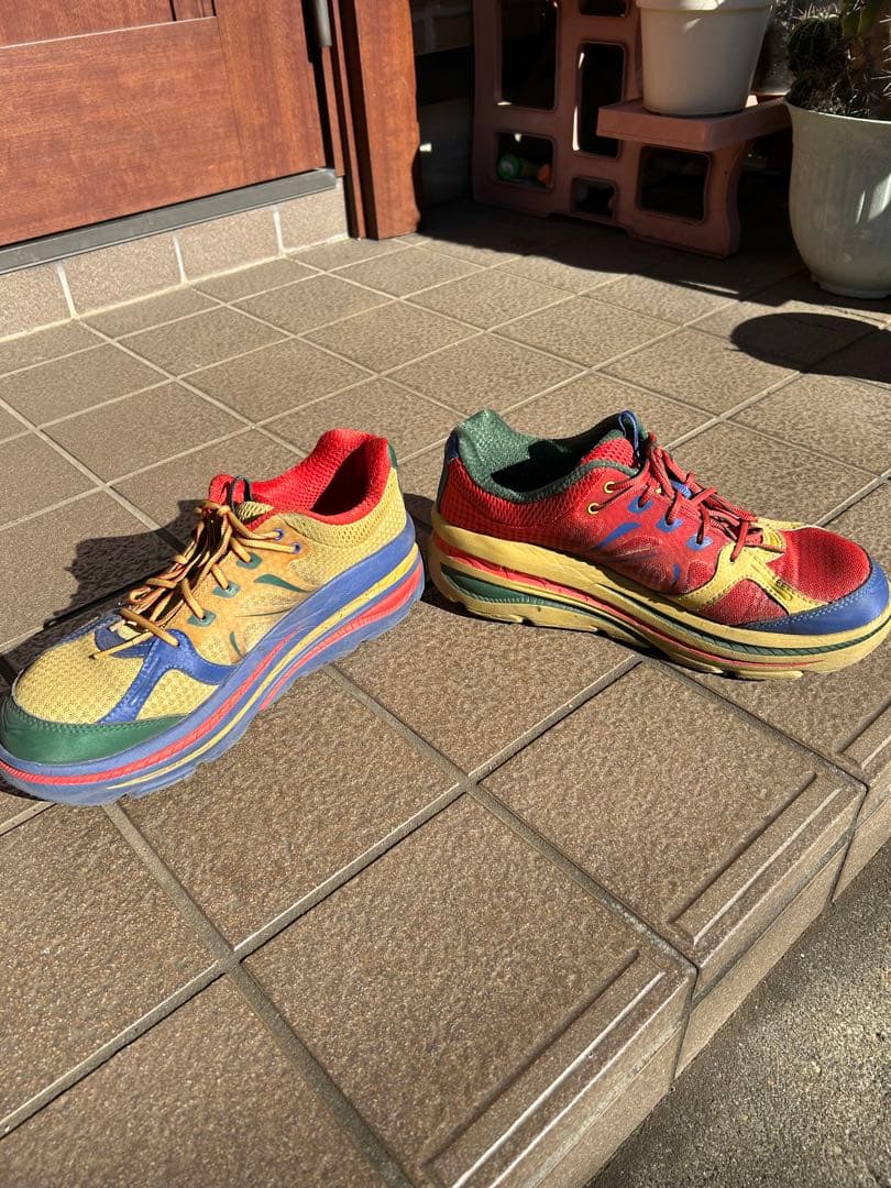 ランニングシューズHOKA oneone engineered garments