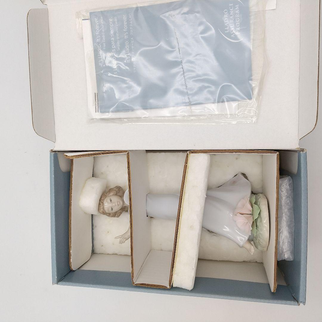 美品 リヤドロ ベルフラワー 感謝の気持ち 置物 少女 フィギュリン