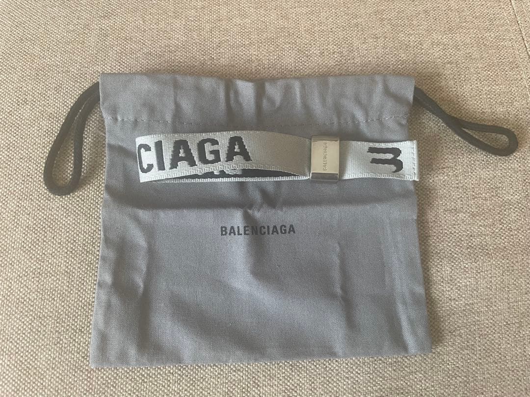 BALENCIAGA バングル　ブレスレット グレー　７月末まで出品