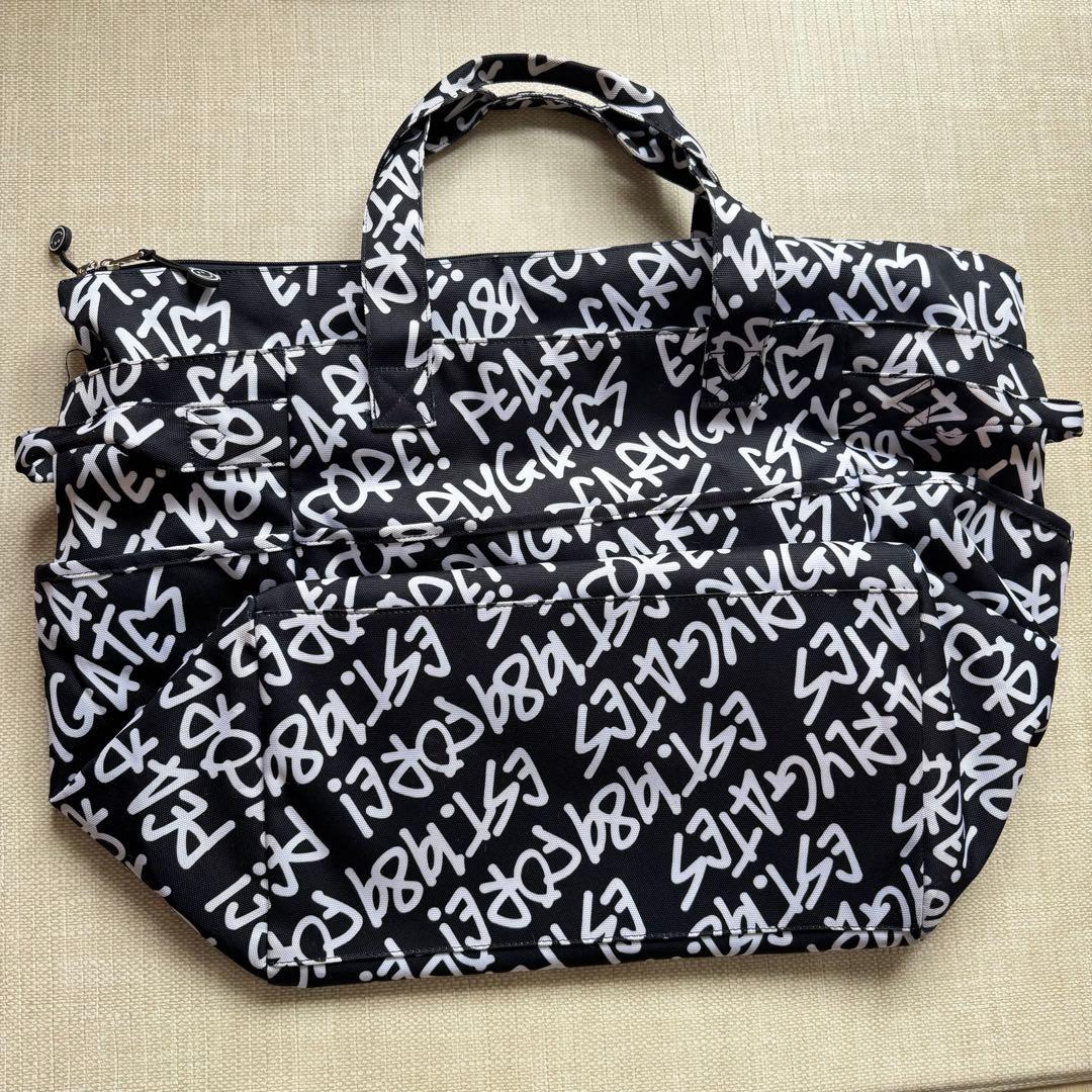 PEARLY GATES ローカーバッグ 落書き総柄